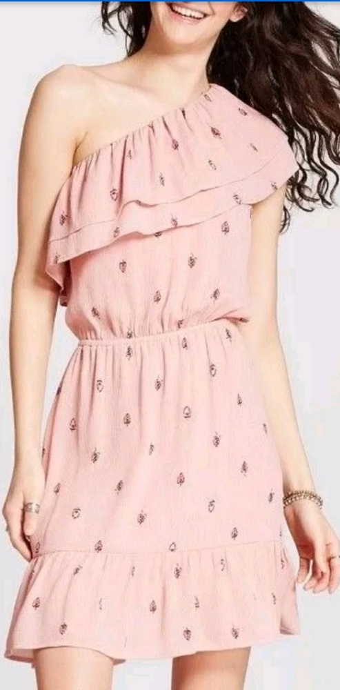 One shoulder dress